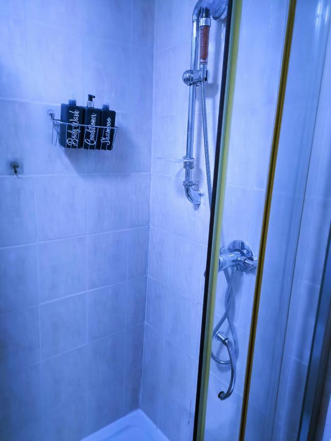 ברמינגהאם Homestay Bedspace מראה חיצוני תמונה